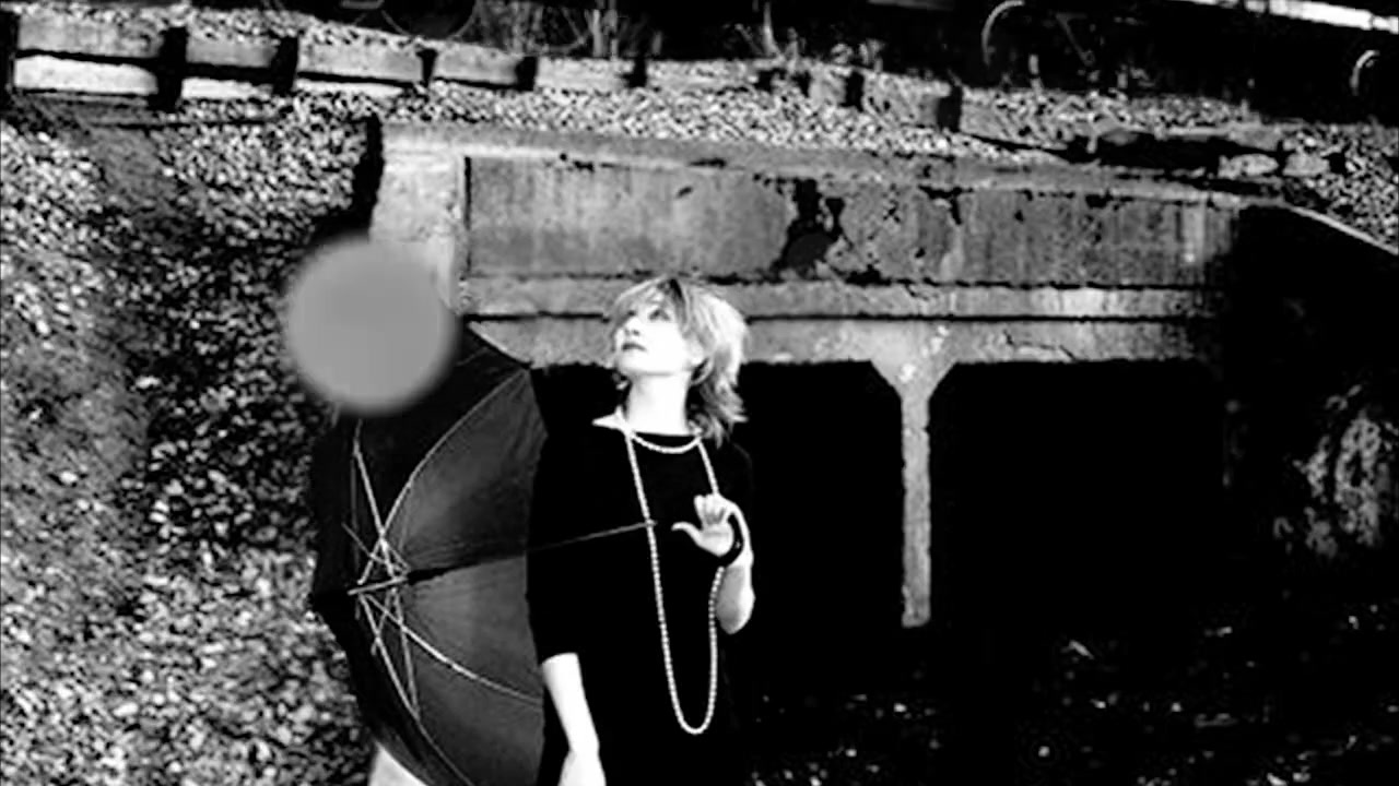 Pierce: Experimental Video Clip, still 5 of 6